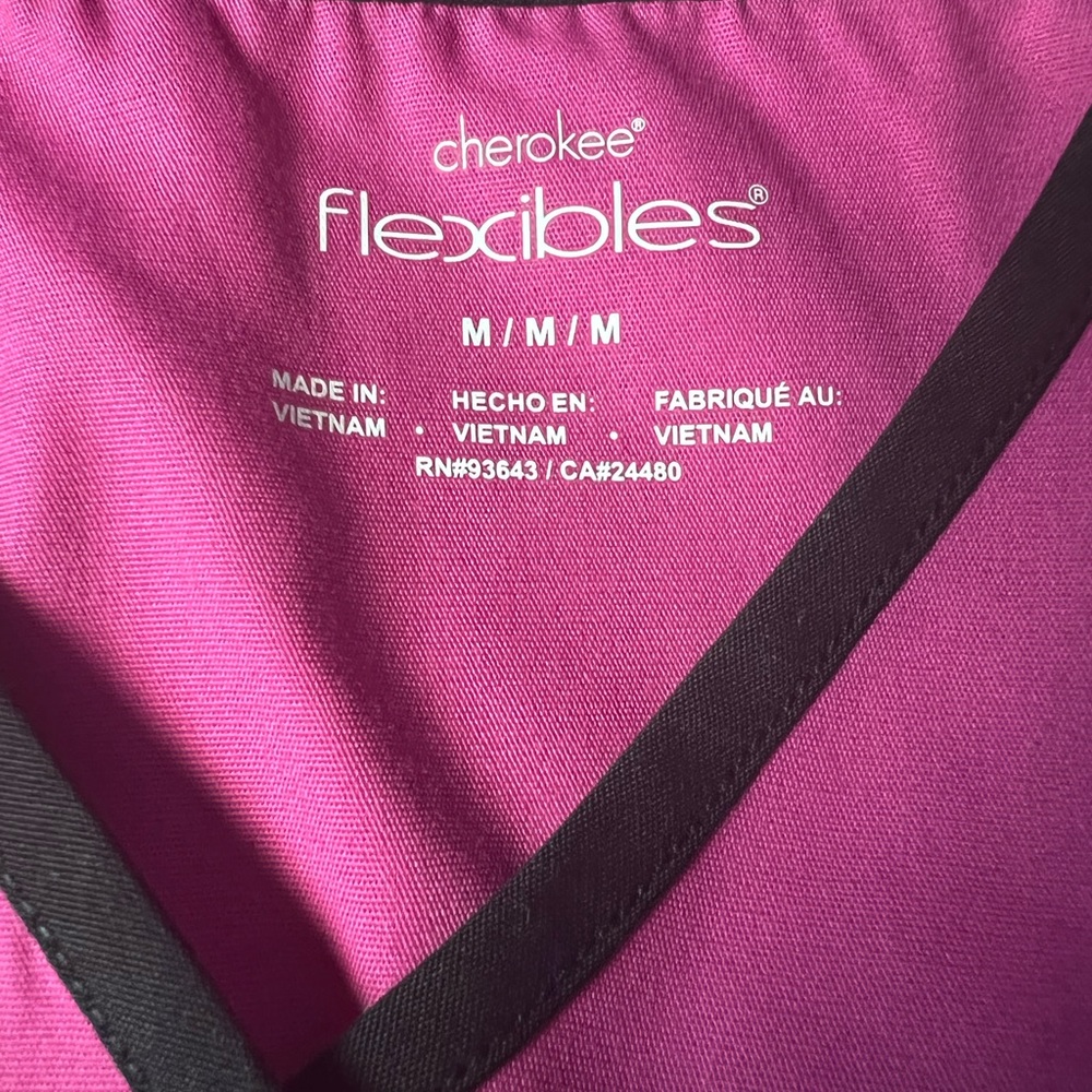 Cherokee Women's Infinity Mock Wrap Scrubs Top - Picture 8 of 11